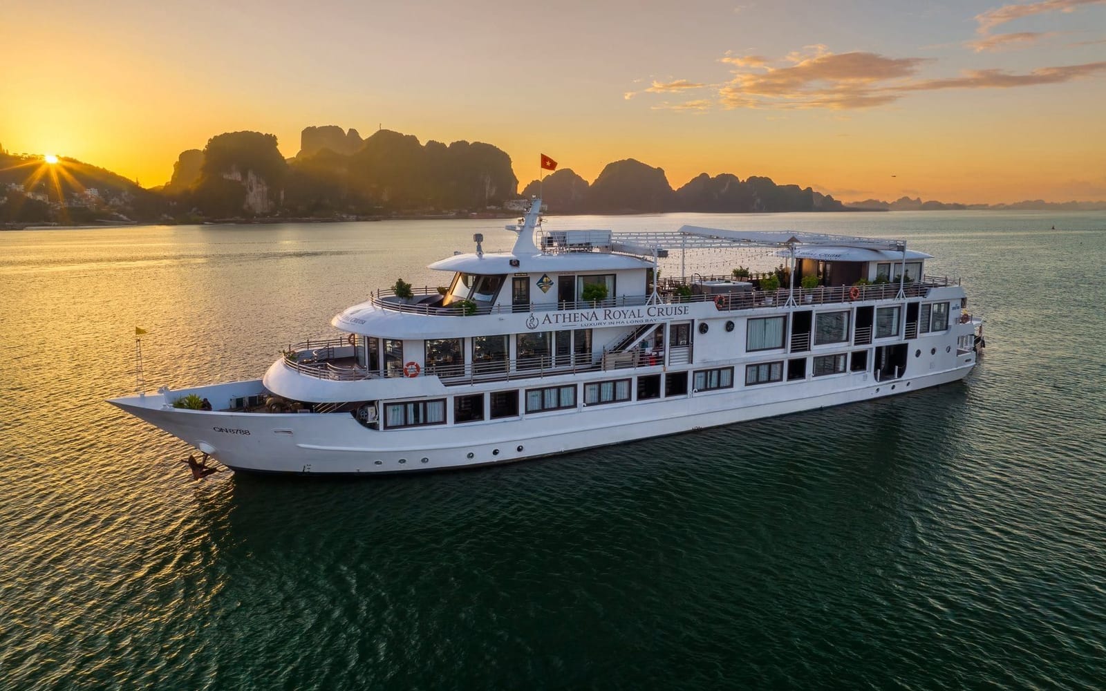 Which of the six ships suits your guest list, 24 to 158