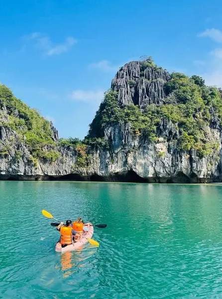 Azura Cruise cruise experience